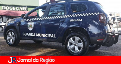 Guarda de Itatiba flagra jovem com placa de moto adulterada com fita isolante