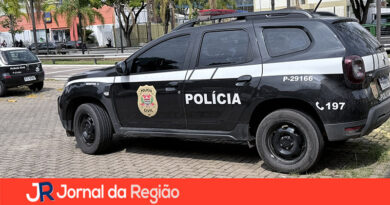 Caminhoneiro e ajudante são presos por desvio de carga