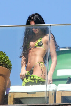 Dua Lipa 54
