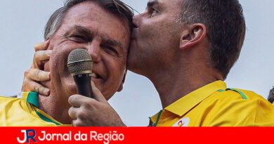 bolsonaro e flavio copiar
