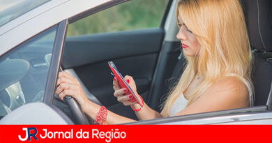 Multa por celular ao volante recua 12% em Jundiaí em 2026