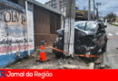 carro x poste