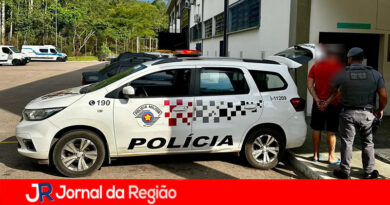 Homem apanha na rua, vai na casa da ex-mulher e acaba preso por descumprir Medida Protetiva