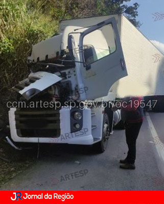 3carreta batida copiar