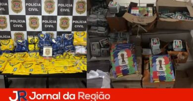 Polícia apreende mais de 50 mil figurinhas e álbuns falsificados da Copa