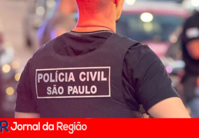 Homem de 20 anos é preso por perseguir os pais com faca e machado
