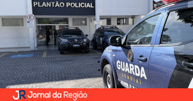 Homem provoca confusão em Unidade de Saúde e promete matar companheira