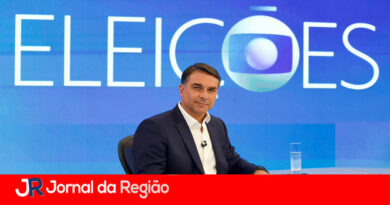 Flávio Bolsonaro diz que “Dark Horse” não tem nada de incorreto e tenta ligar Lula ao Caso Master