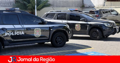 Funcionário preso por desviar R$ 20 mil em empresa