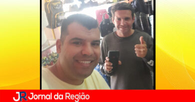 Celular encontrado na rua é devolvido em Várzea Paulista