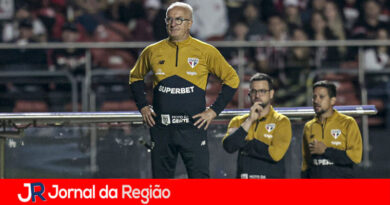 Dorival se desespera com a irregularidade do São Paulo: ‘Não dá para aceitar e entender’