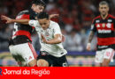 Corinthians reage no 2º tempo, mas Bruno Henrique brilha e dá vitória ao Flamengo no Maracanã