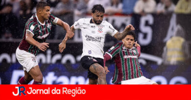 Corinthians perde do Fluminense e mostra que é candidato ao rebaixamento
