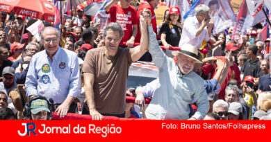 Lula tenta ligar Flávio Bolsonaro a escândalos e diz que Vorcaro corrompeu o país com orgia