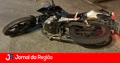 Motociclista morre ao bater em carreta em Cajamar