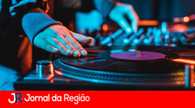 Aula de dança une música e valorização da vida em Jundiaí