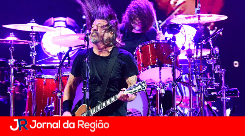 Foo Fighters recupera vigor com novo baterista