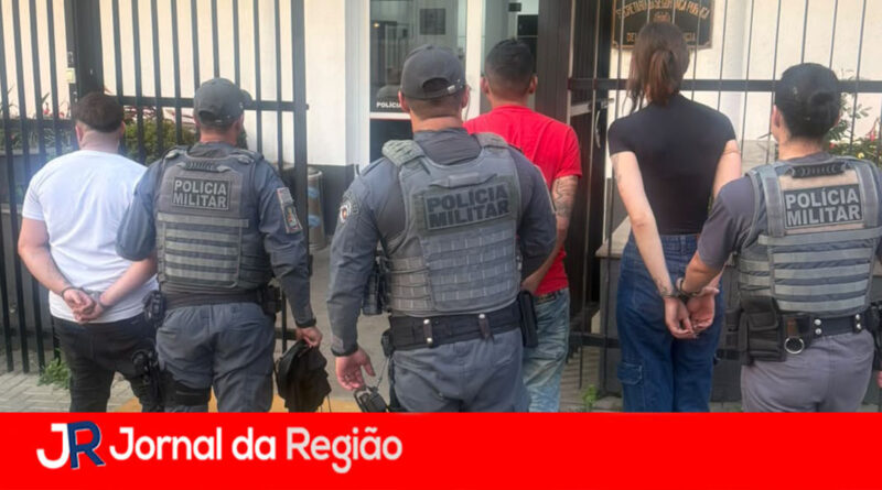 PM de Itatiba prende três por furto em supermercado