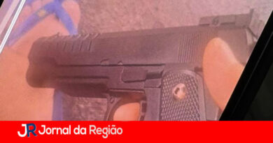 Delegacia da Mulher prende homem que ameaçou mulher com simulacro