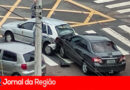 Carro bate em carro na Ponte São João