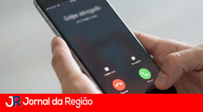 Manicure perde R$ 1 mil no Golpe do Falso Advogado