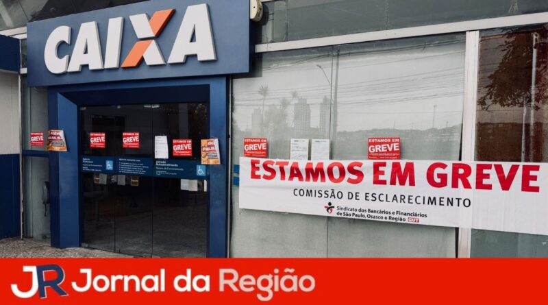 Empregados da Caixa seguem em greve