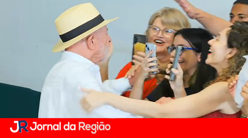 Lula diz que homem que bate em mulher dever ser preso