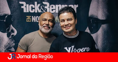 Renner pede orações após desaparecimento de helicóptero com Rick