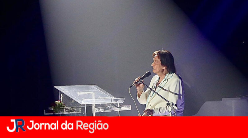 Ingresso para show de Roberto Carlos em Campinas custa R$ 250,00