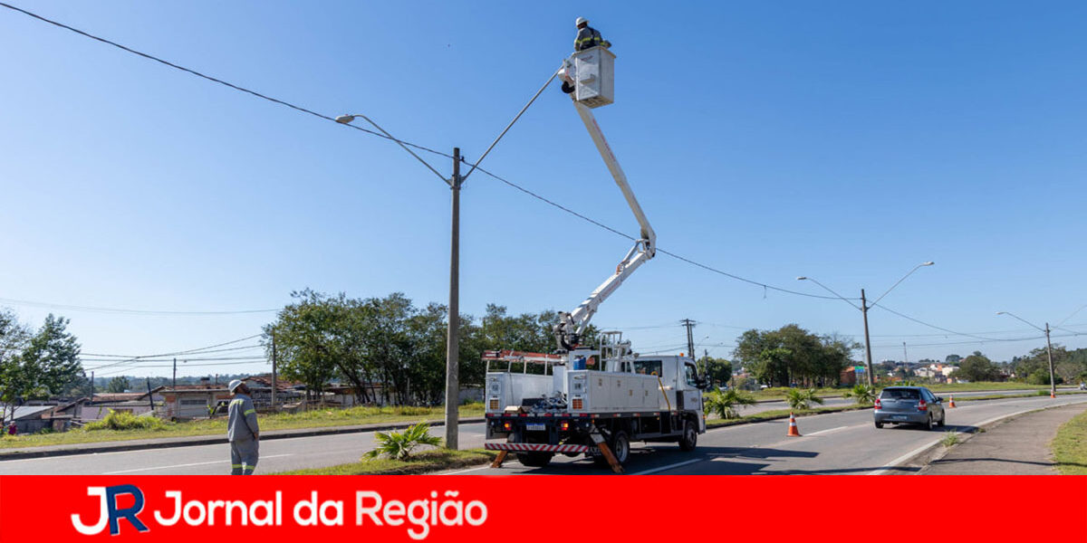 troca de lampada iluminacao copiar