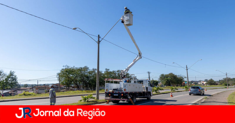 troca de lampada iluminacao copiar