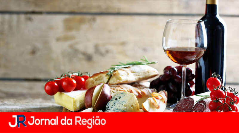 Comunidade do Traviú anuncia festa com muito vinho e artesanato