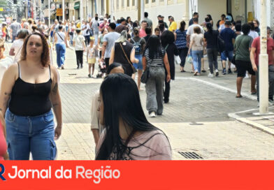 Movimento no Centro de Jundiaí é grande às vésperas do Dia das Crianças