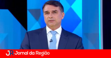 FLAVIO BOLSONARO NA GLOBO 2410 copiar