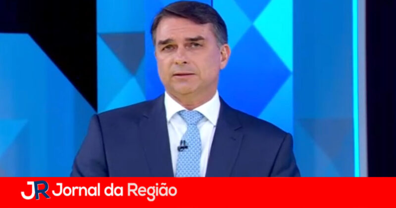 FLAVIO BOLSONARO NA GLOBO 2410 copiar