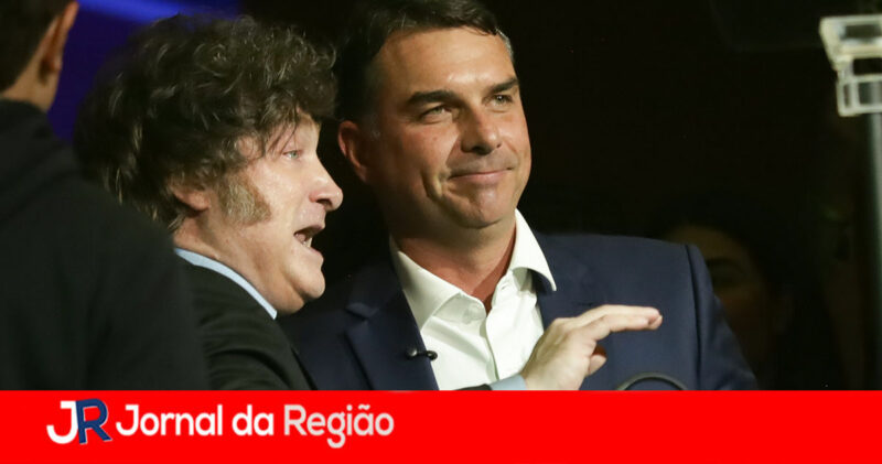 FLAVIO E MILEI Foto Gabriel SilvaRasPressAgencia O Globo copiar