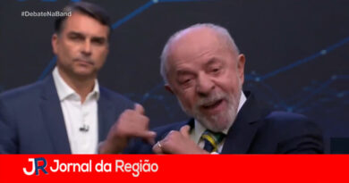 Flávio interrompe fala de Lula sobre saúde pública e irrita presidente