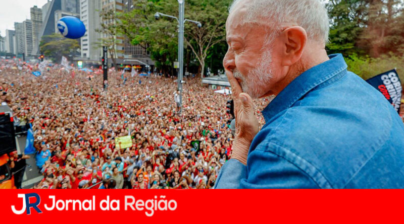 Lula tenta reverter desânimo e impulsionar militância