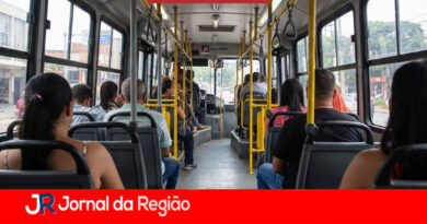 Homem é preso por passar as mãos em passageira de ônibus de Jundiaí