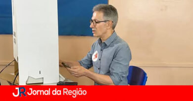 Zema declara apoio a Flávio no 2º turno e diz que Brasil não aguenta mais 4 anos de Lula