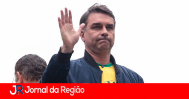 Fuga do Brasil dá base para prisão preventiva de Flávio Bolsonaro, dizem especialistas