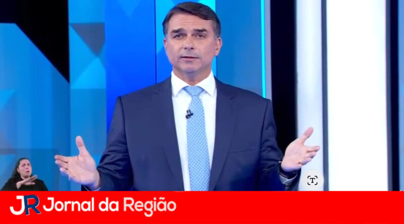 Lula cita mansão em ilha de jogador Richarlison para atacar Flávio Bolsonaro