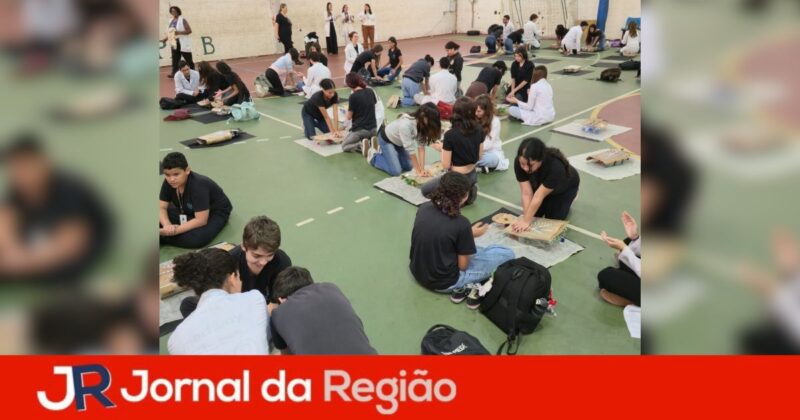 fmj acao escola