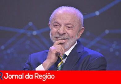 Lula repete Bolsonaro ao antecipar pagamentos do Bolsa Família antes de 2º turno das eleições