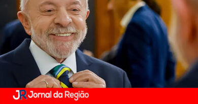 Lula formaliza ao TSE abertura de sigilo caso Flávio Bolsonaro entregue seus dados