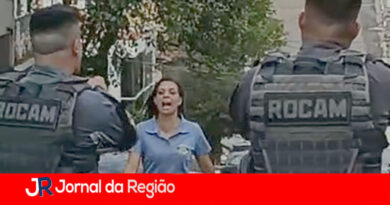 Mulher com faca na mão é morta por PM em SP