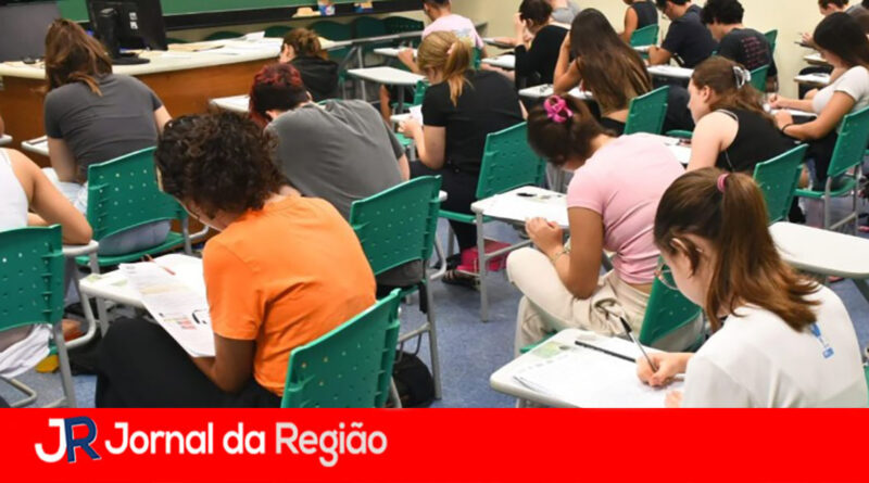 Vestibular Unicamp leva 2 mil candidatos à UNIP de Jundiaí neste domingo
